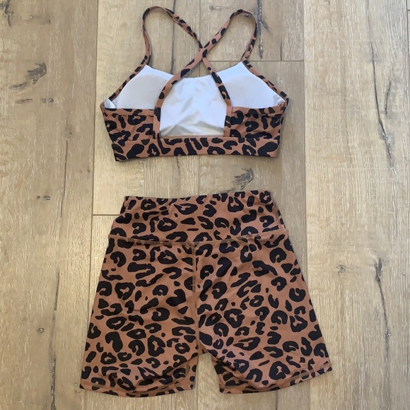 Leopard print workout set - Picture 5 of 5